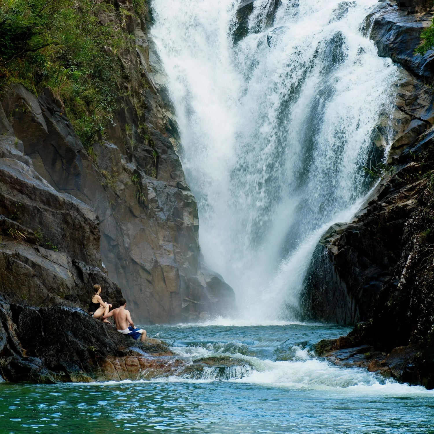 Belize or Costa Rica Honeymoon: Choosing Your Destination