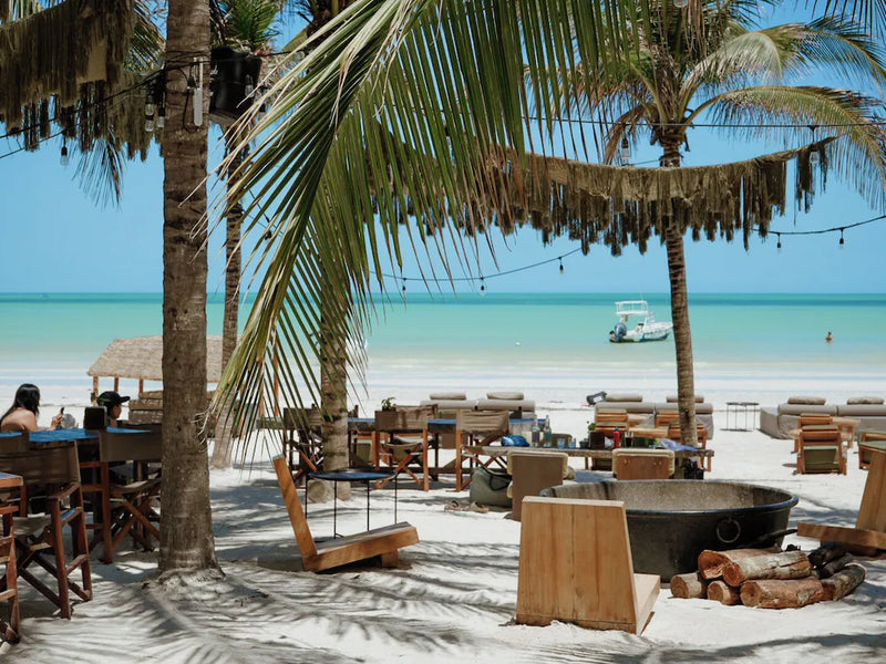 Isla Holbox Casa Las Tortugas beach restaurant