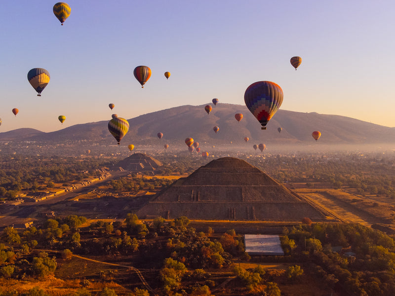 Mexico City Teotihuacan balloon at sunrise