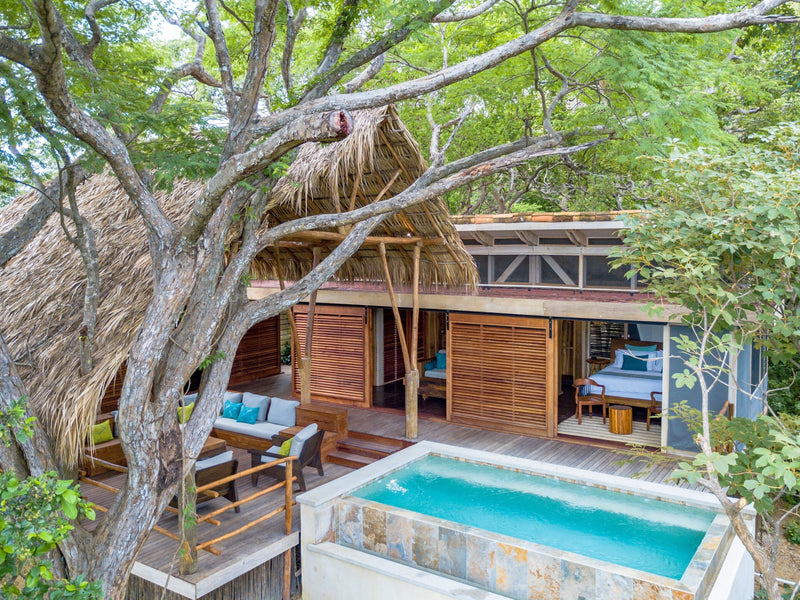 Morgans Rock Ecolodge Nicaragua plunge pool