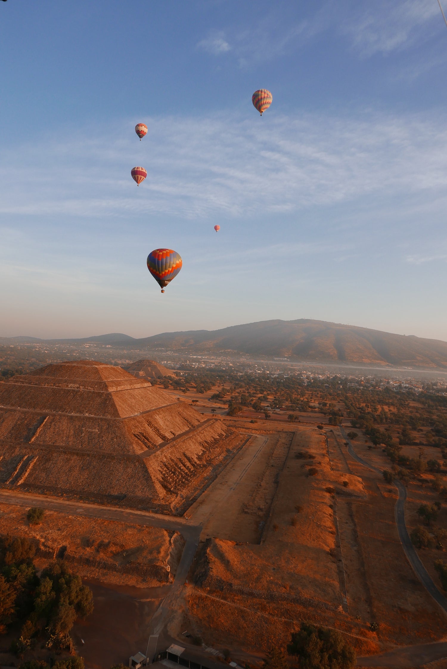 Mexico City Teotihuacan balloon portrait