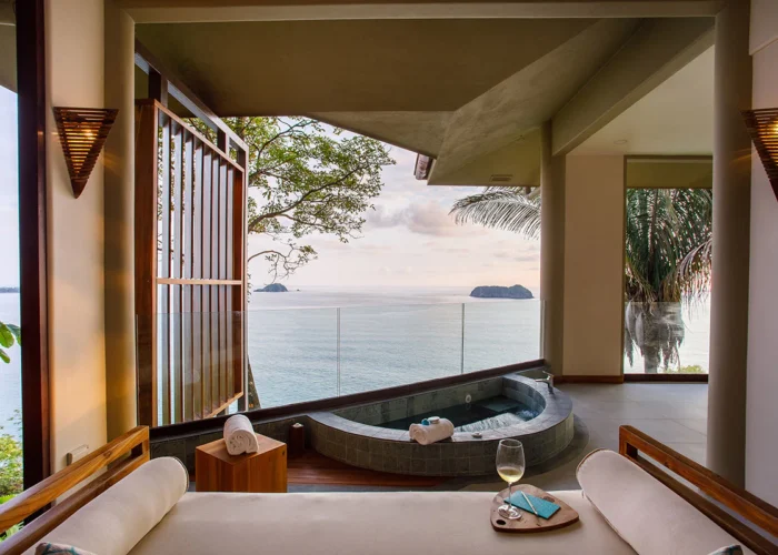 Arenas del Mar suite view