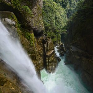 The spectacular Paílón Del Diablo waterfall, Baños de Agua Santa, Ecuador