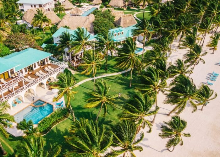 Belize Victoria House beach