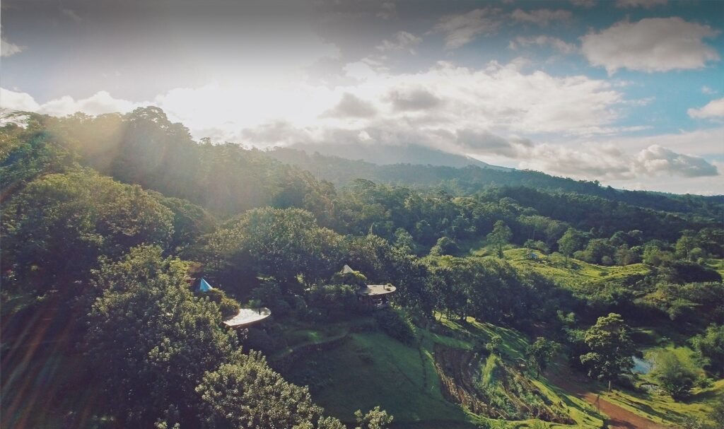 Best weather in Costa Rica November shoulder season when to go