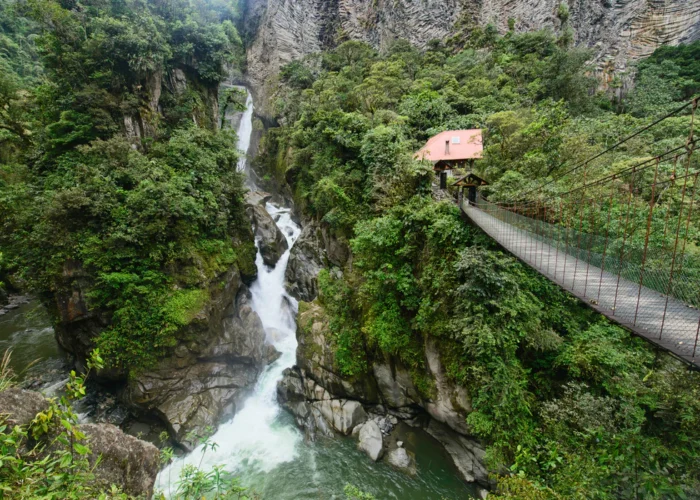 Ecuador Pailon del Diablo waterfall