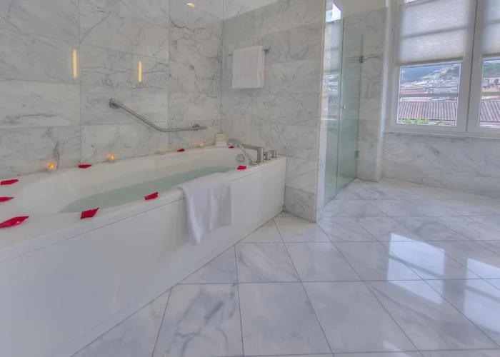 Ecuador Quito Casa Gangotena bathroom