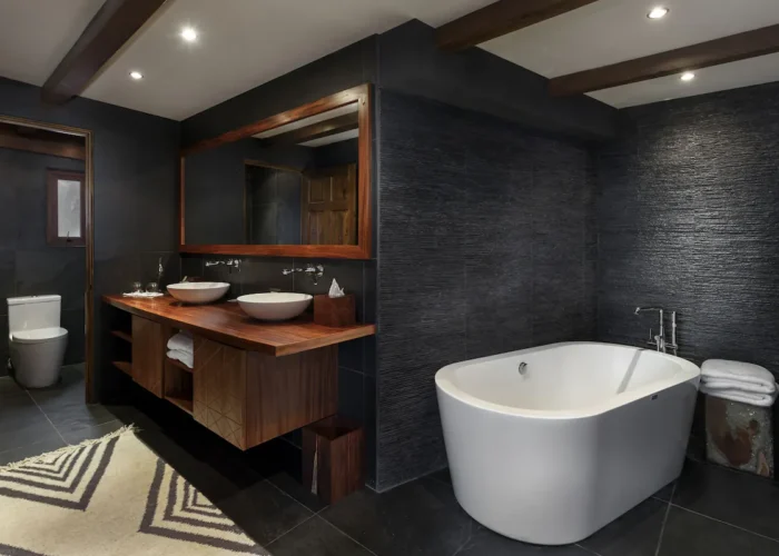 Guatemala Atitlan Casa Palopo bathroom