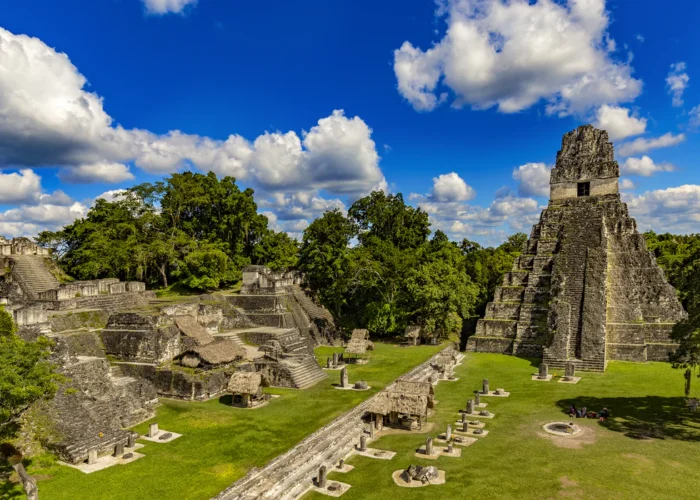 Guatemala Tikal plaza