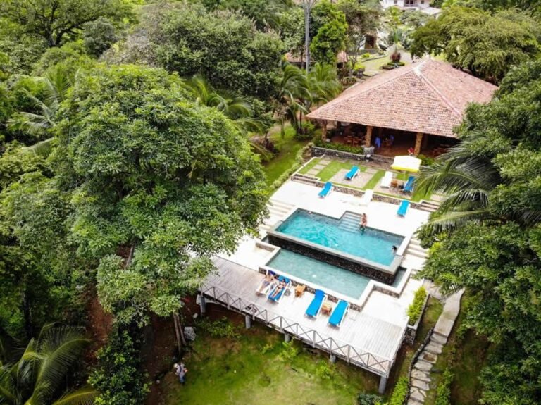 Panama Hotel Santa Catalina pool