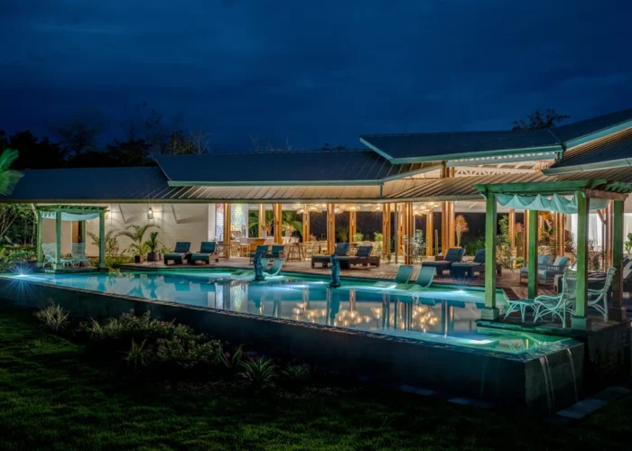 Panama Nayara Bocas pool