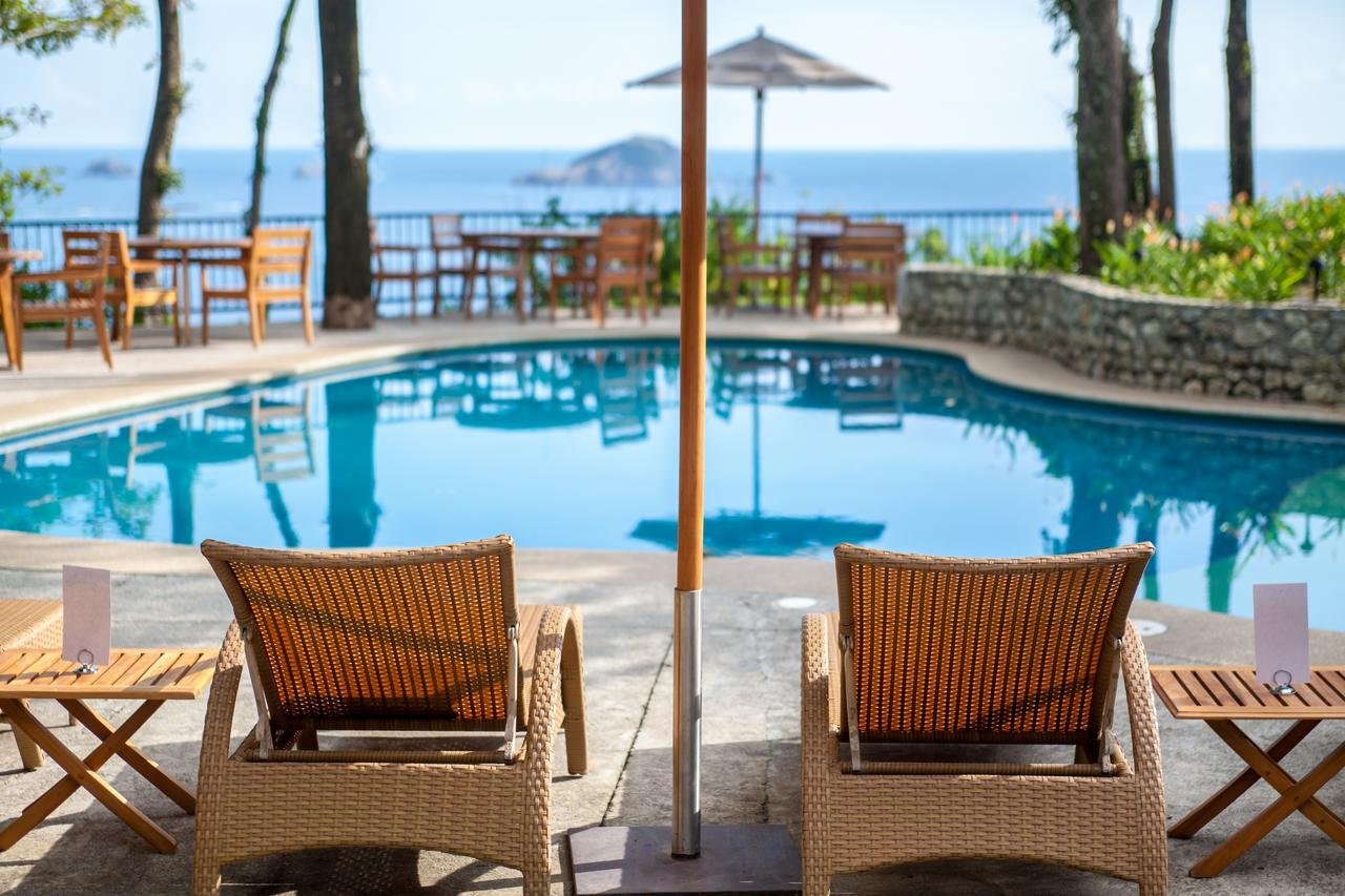 Costa Rica honeymoon resort Arenas del Mar